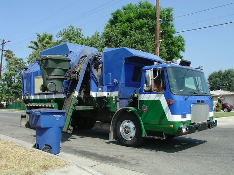 Professional Muck Away Services in Osterley