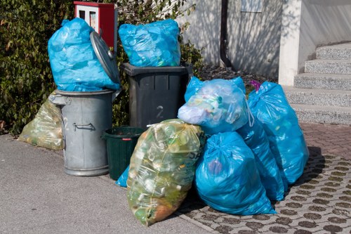 Different types of skips available for hire